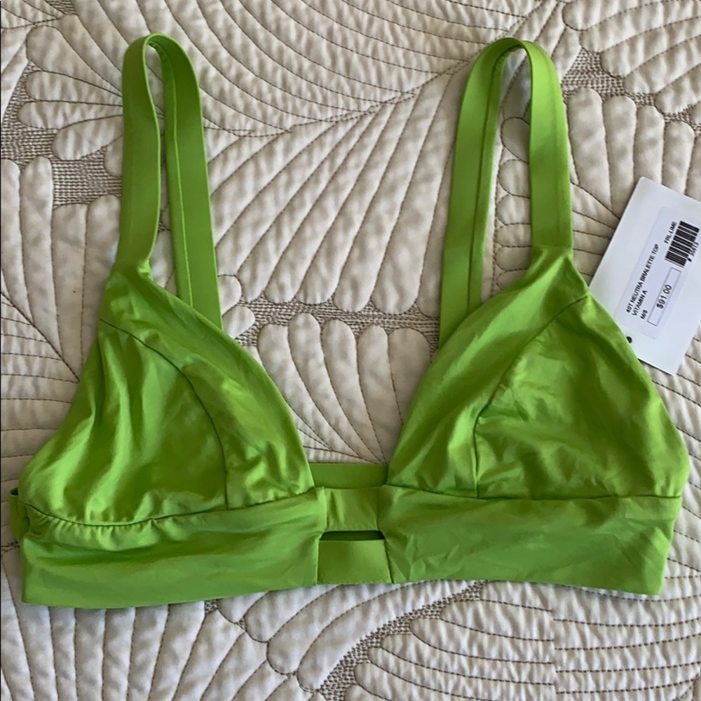 Vitamin A Swim Top size M/8
